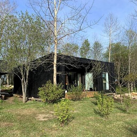 Small Cozy 3-Room House With Terrace & Large Garden Ilmandu Екстериор снимка
